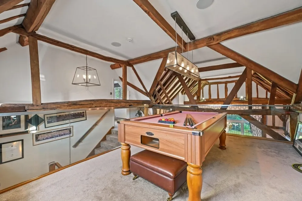 Chandlers Lane Rickmansworth WD3 photo 4