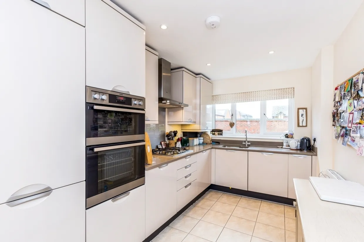 Park Road, Lillington, CV32 photo 4