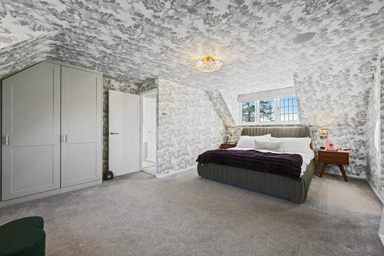 Chandlers Lane Rickmansworth WD3 photo 9