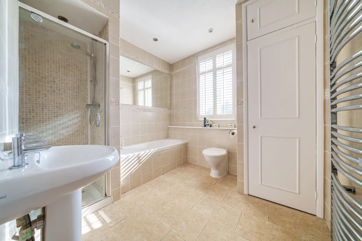 Brassey Road Winchester SO22 photo 8