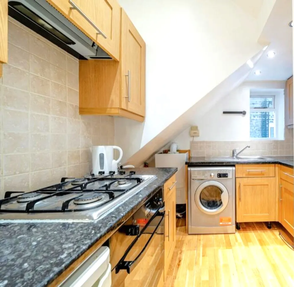 Windsor Road London W5 photo 7