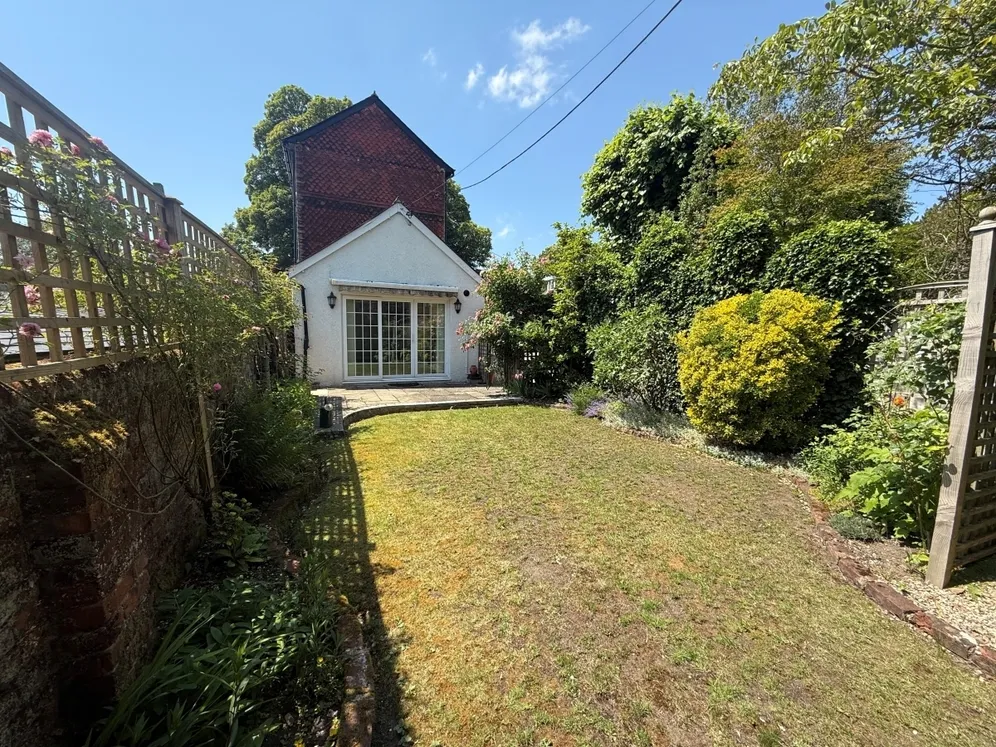 Old Reigate Road Betchworth RH3 photo 10