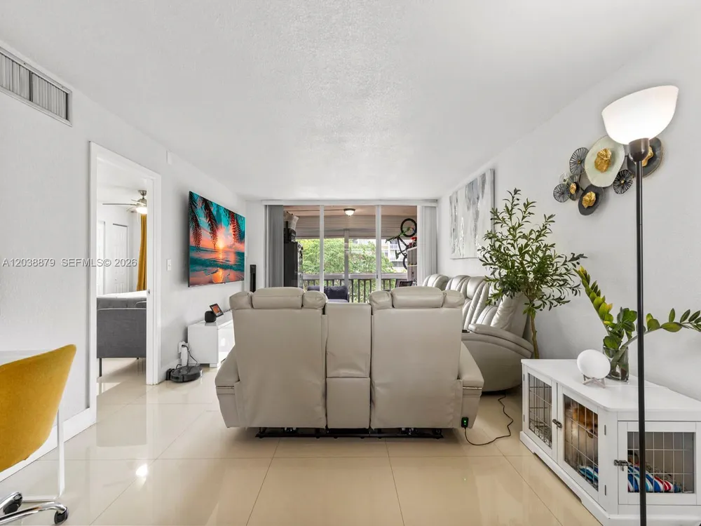 7021 Environ Blvd, Lauderhill, FL 33319
