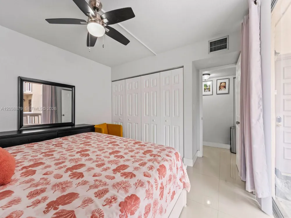 7021 Environ Blvd, Lauderhill, FL 33319