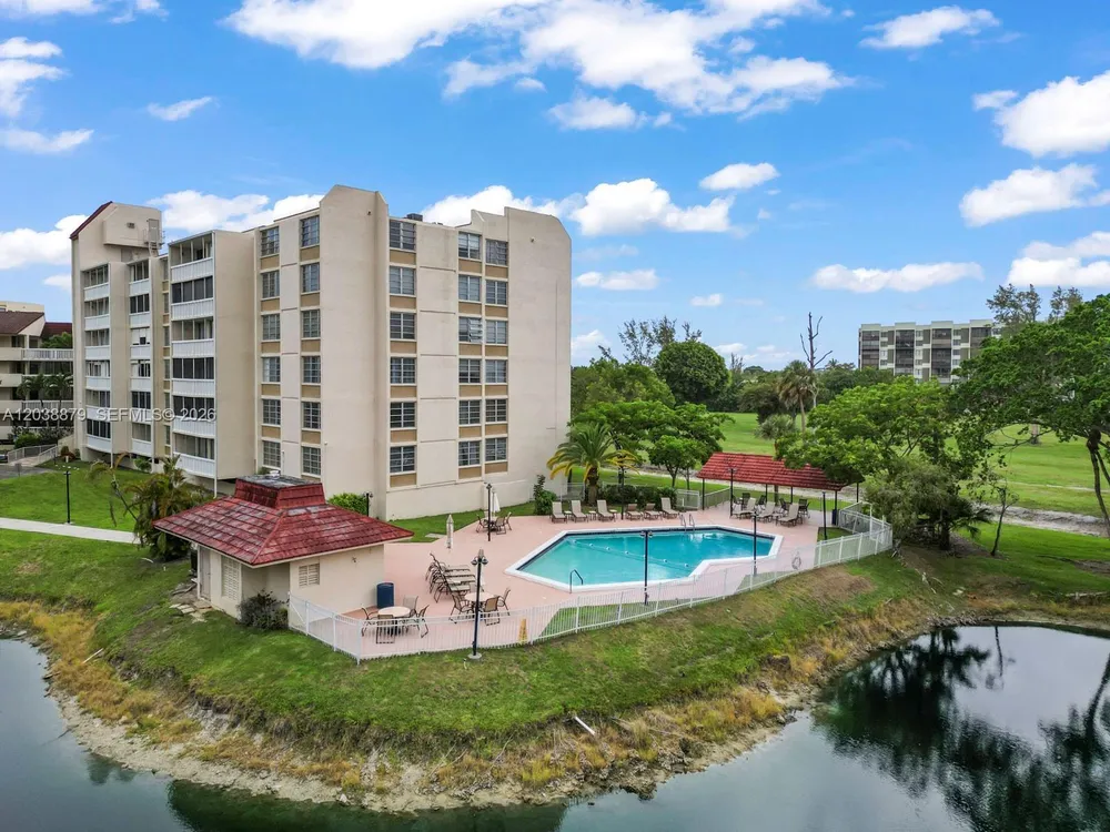 7021 Environ Blvd, Lauderhill, FL 33319