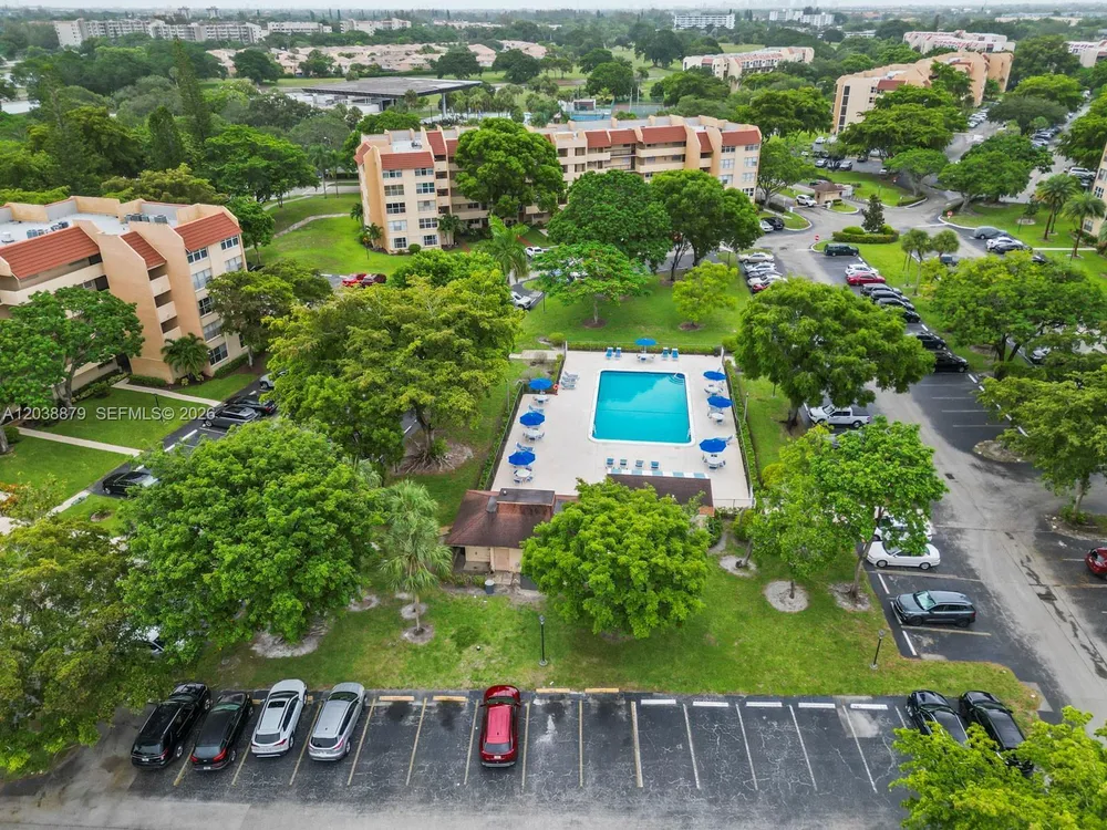 7021 Environ Blvd, Lauderhill, FL 33319