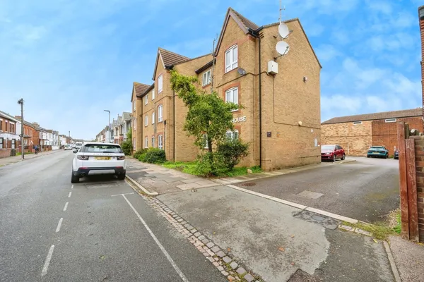 Victoria Road, Bedford, Bedfordshire,...