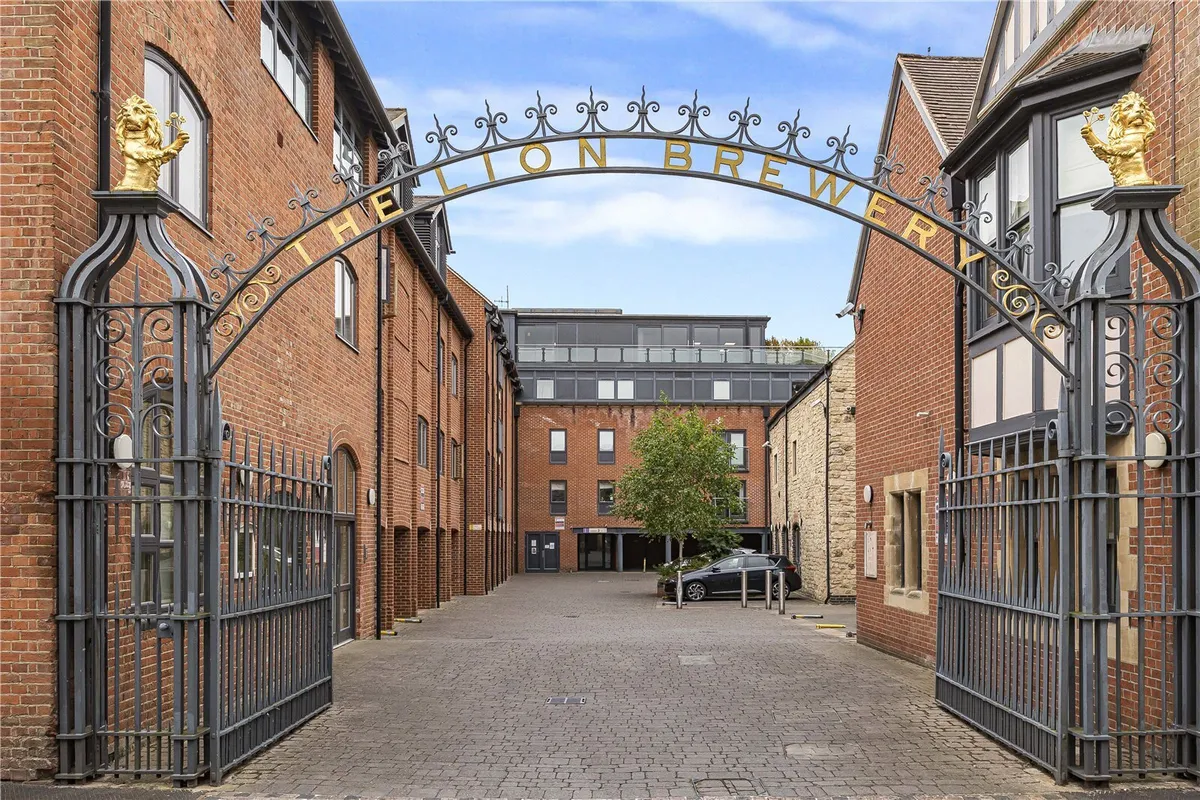 St. Thomas Street, Oxford, Oxfordshire, OX1
