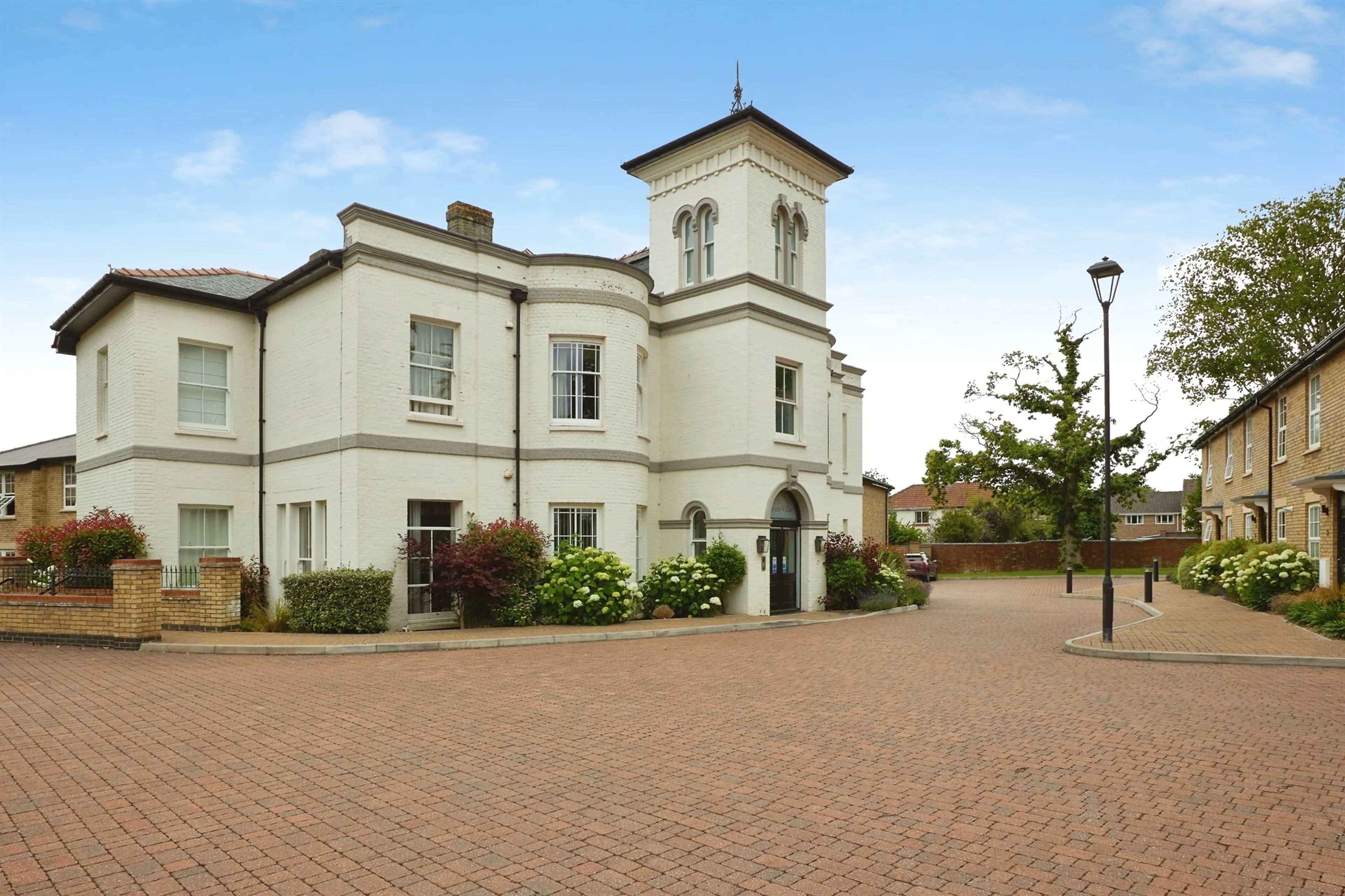 Property photo 0