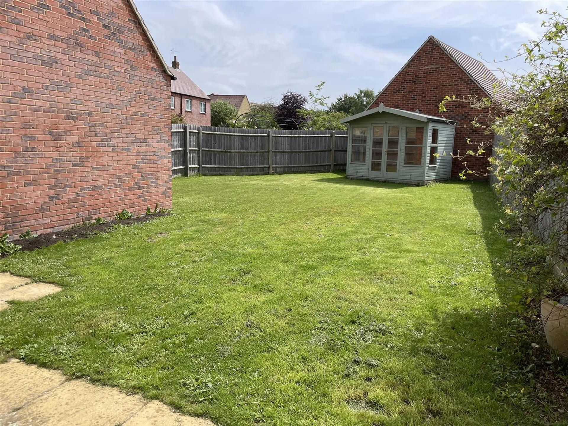 Property photo top 3