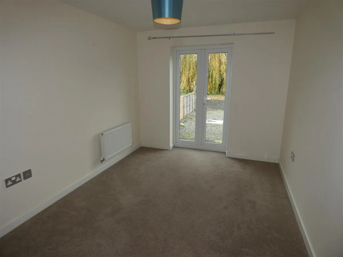 14 Castle Green Cottingham