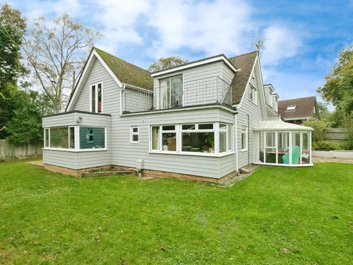 Briar Close, Fairlight, Hastingsphoto