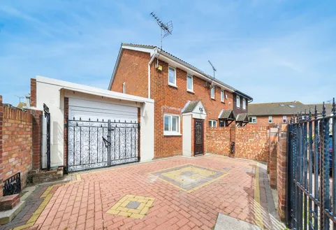 Satis Avenue, Sittingbourne, ME10