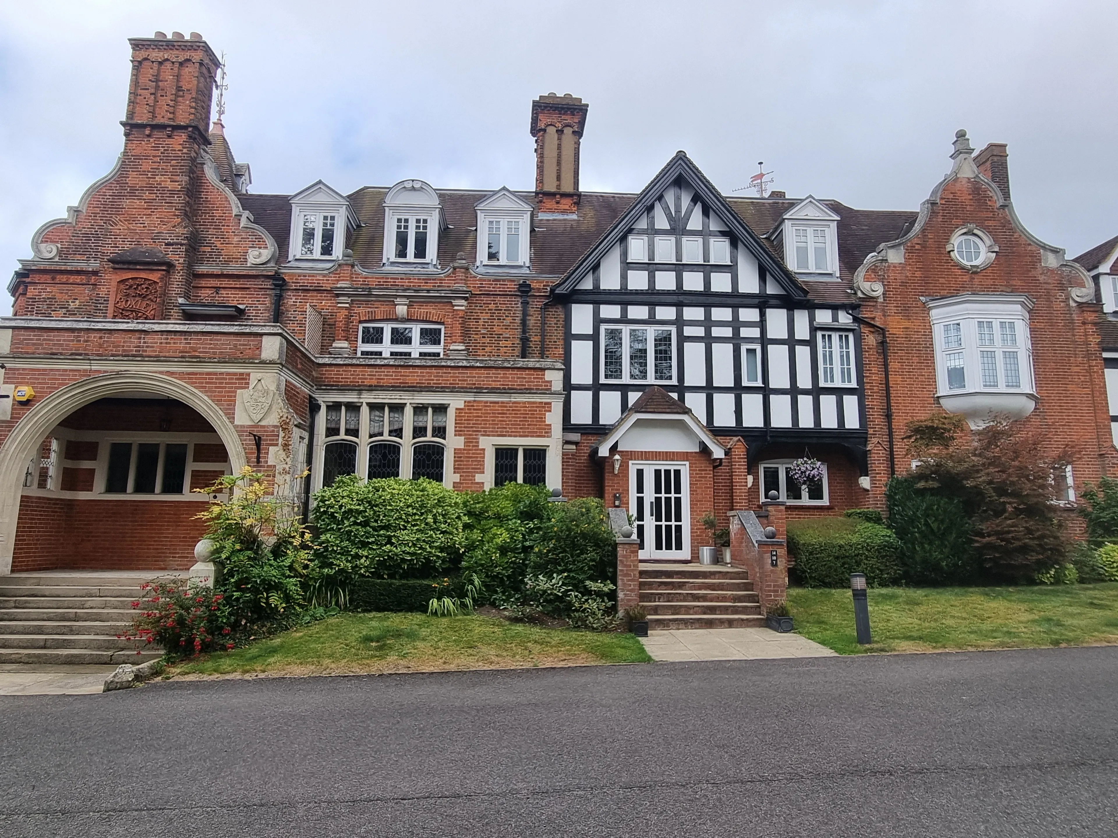 Property photo 0
