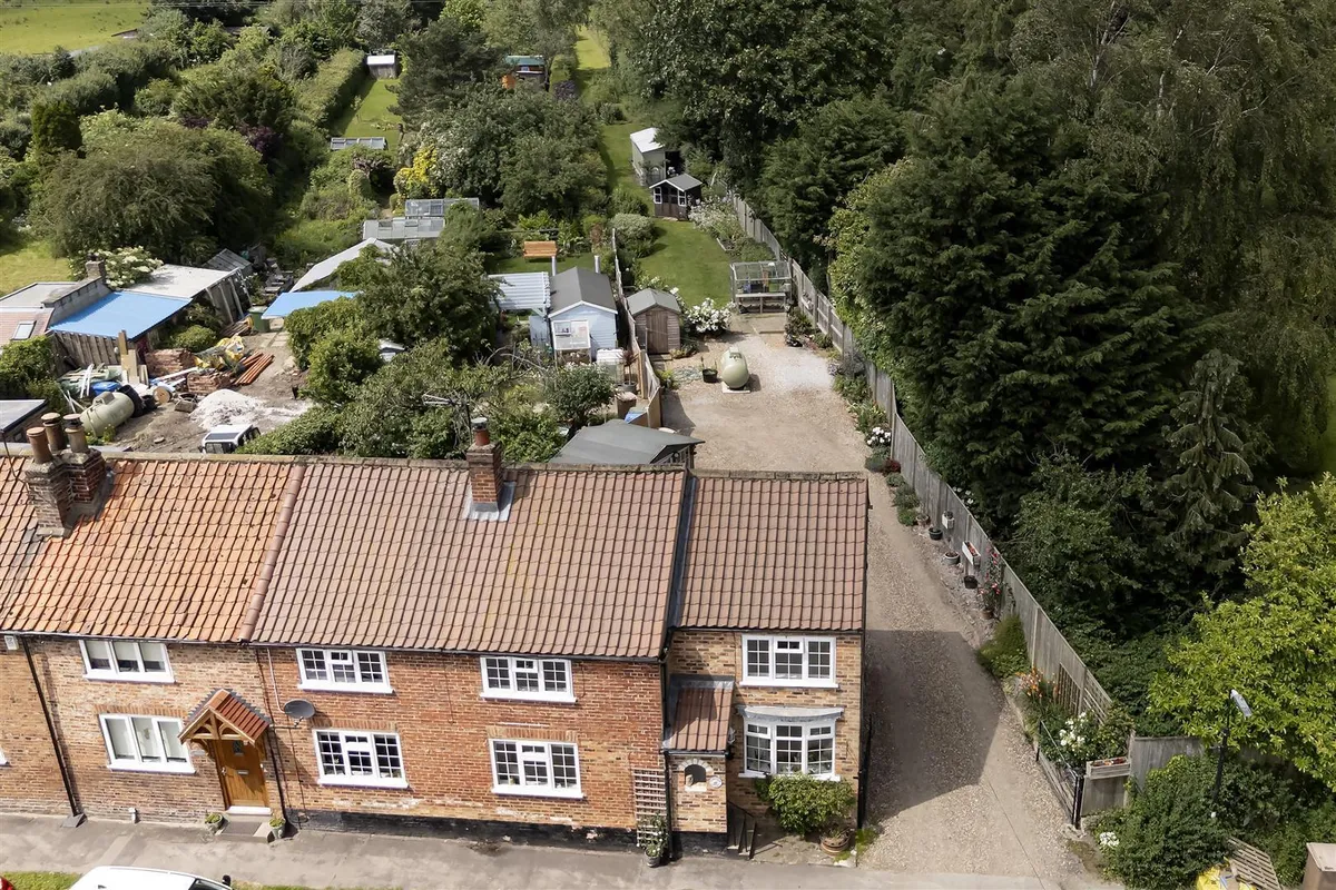 Nunburnholme, York