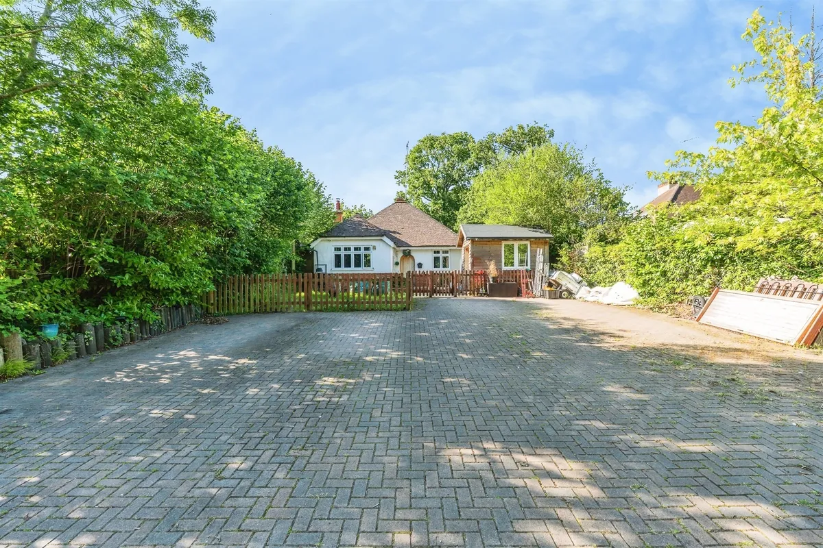 Jacobs Gutter Lane, Totton, Southampton