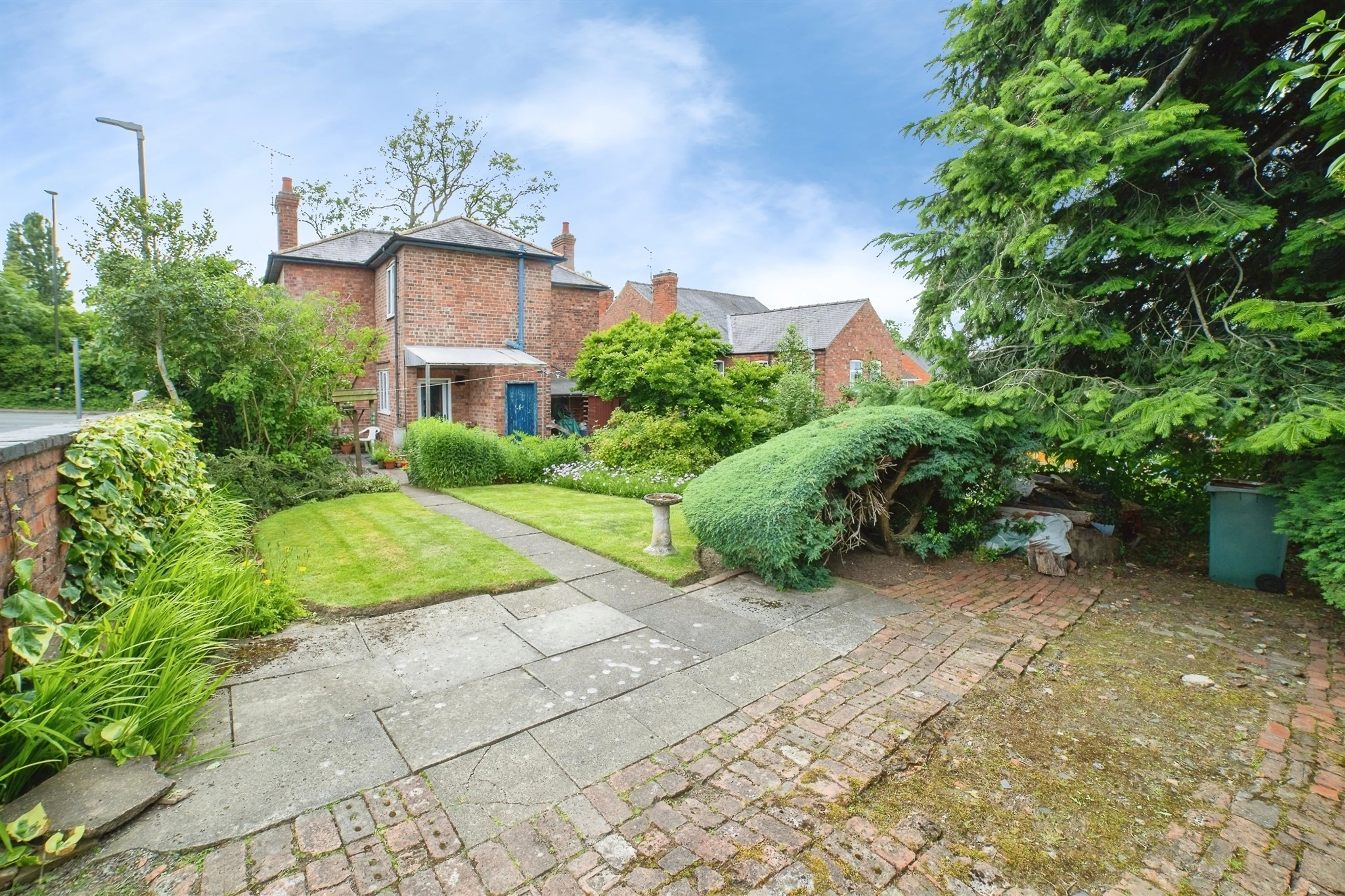 Property photo 28