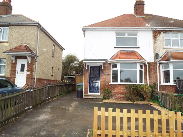Carnation Road, Bassett, Southampton,...
