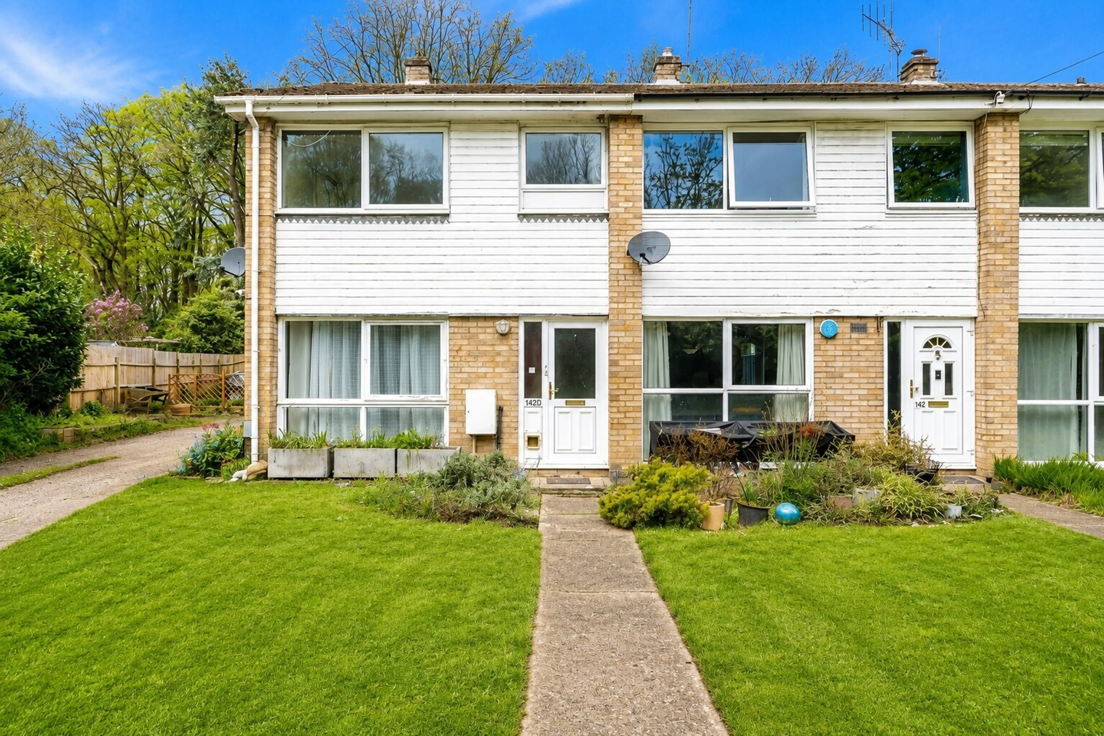 Property photo 0
