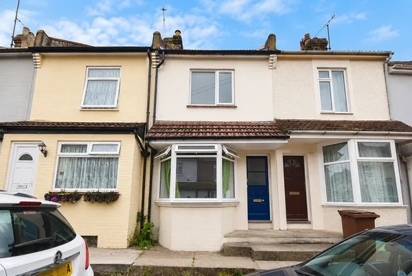 Charter Street, Gillingham, ME7