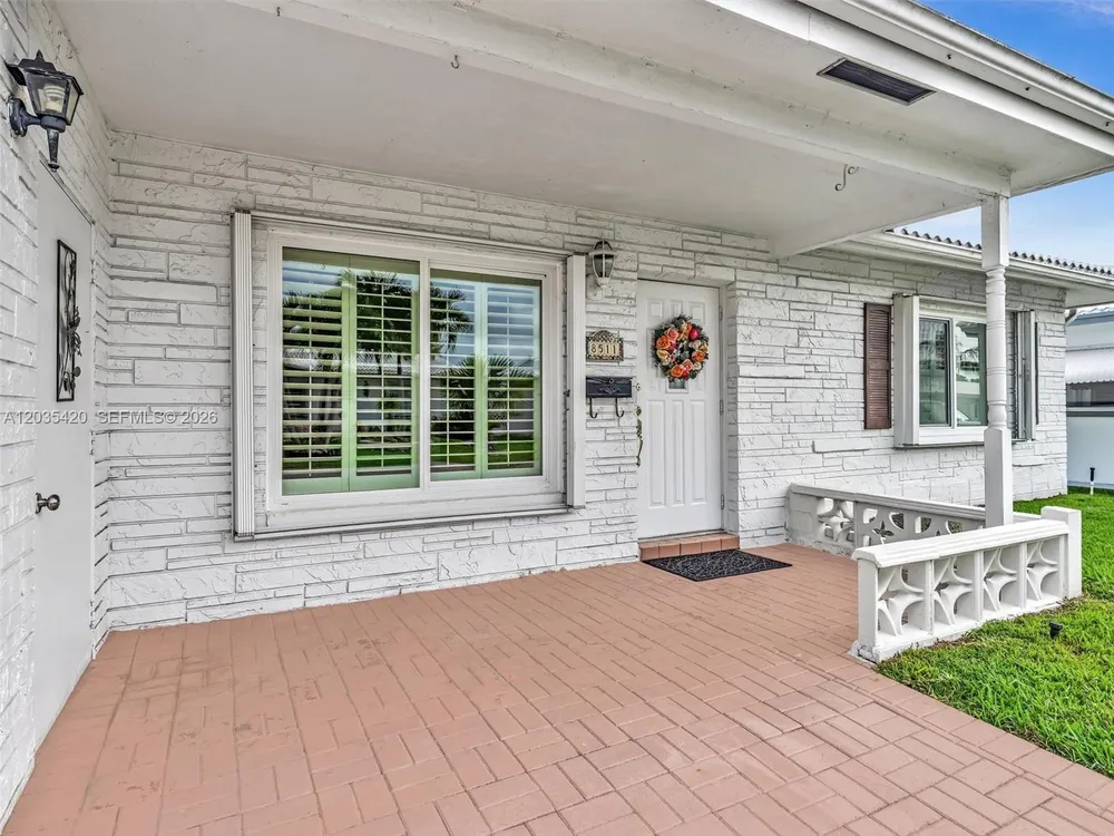 8511 NW 59th Ct, Tamarac, FL 33321