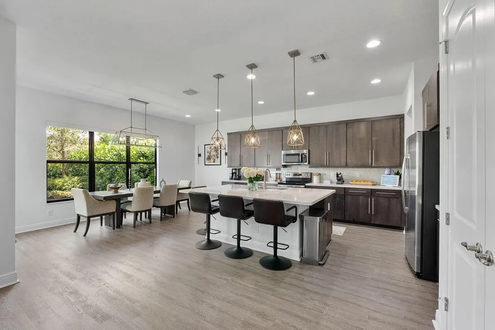 9013 NW 39th St, Coral Springs, FL 33065