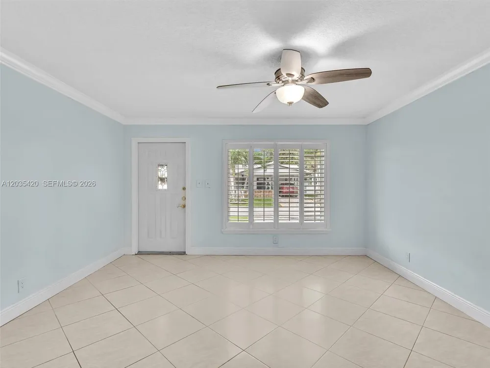 8511 NW 59th Ct, Tamarac, FL 33321