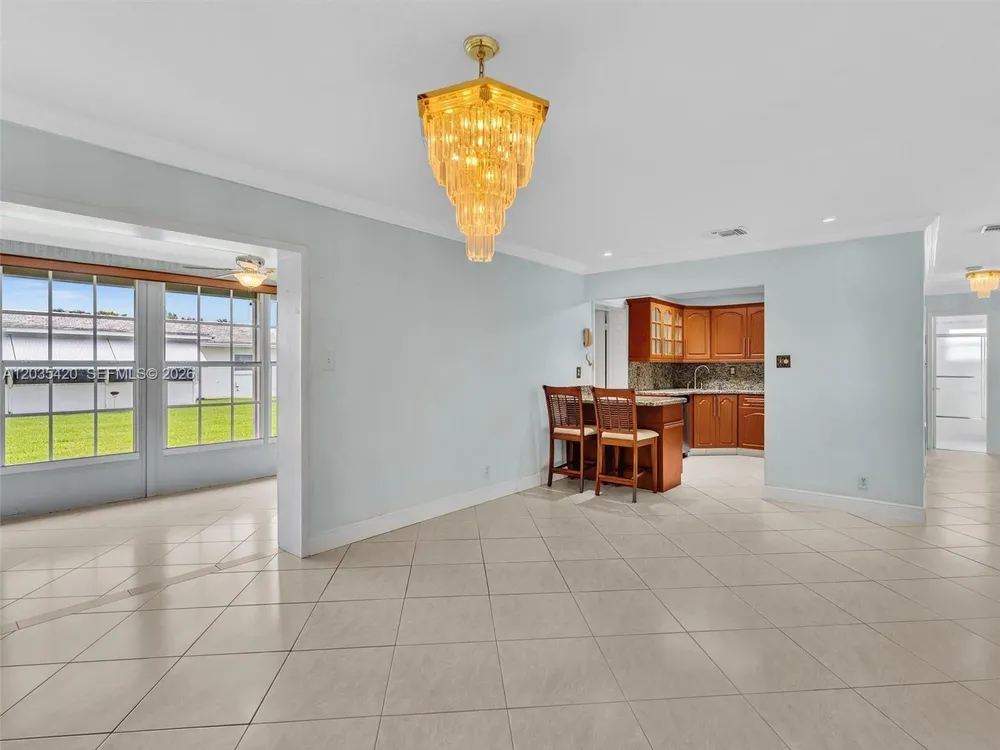 8511 NW 59th Ct, Tamarac, FL 33321