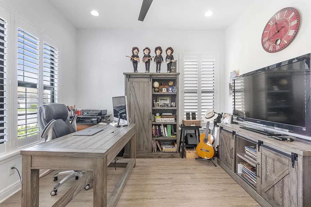 9013 NW 39th St, Coral Springs, FL 33065