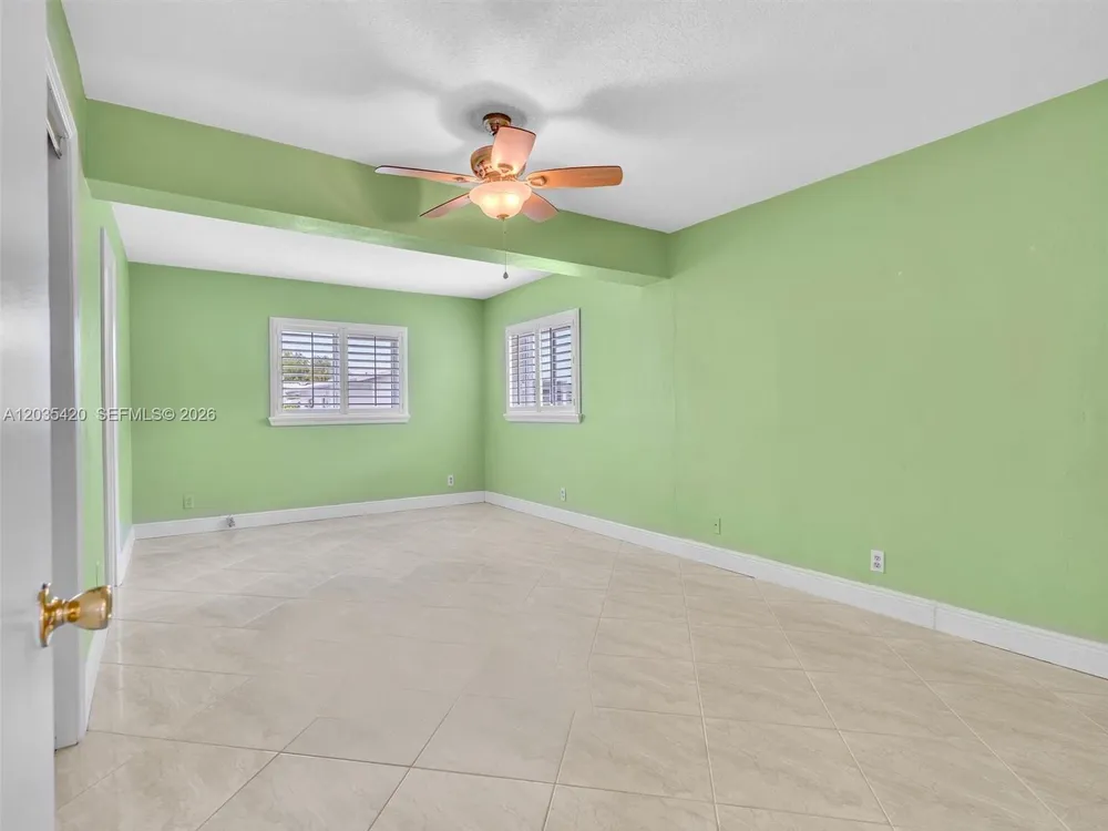 8511 NW 59th Ct, Tamarac, FL 33321