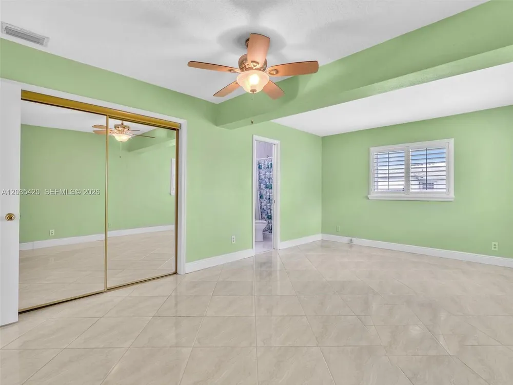 8511 NW 59th Ct, Tamarac, FL 33321