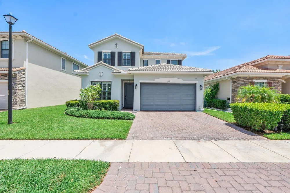 9013 NW 39th St, Coral Springs, FL 33065