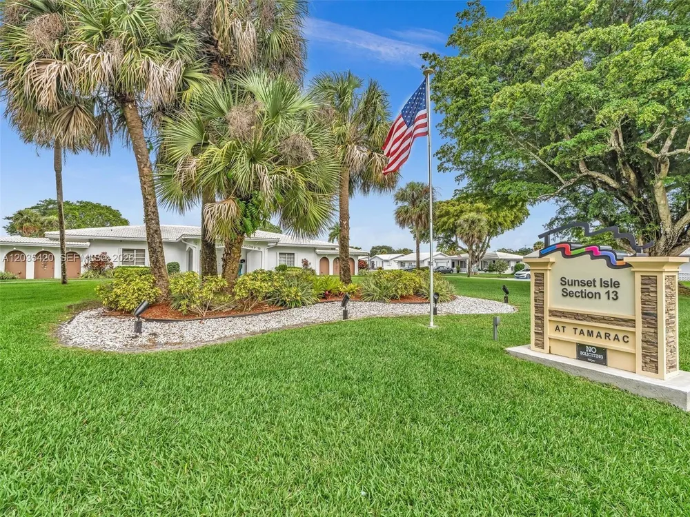 8511 NW 59th Ct, Tamarac, FL 33321