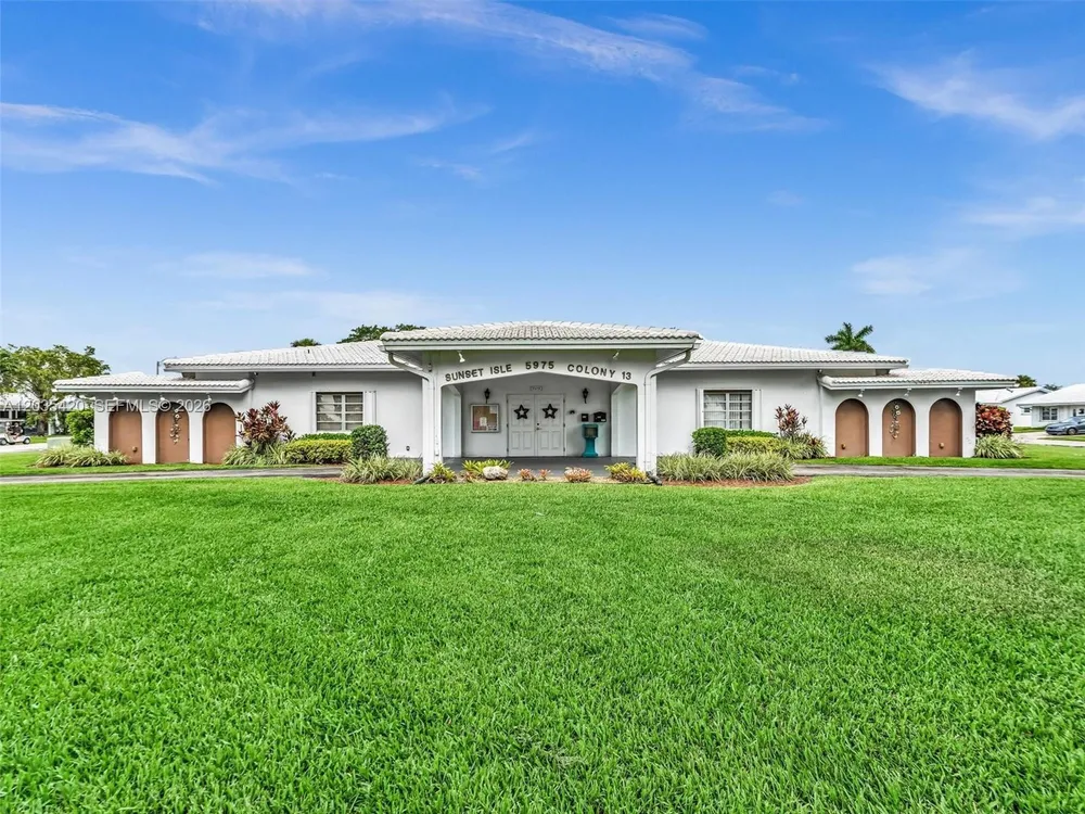 8511 NW 59th Ct, Tamarac, FL 33321