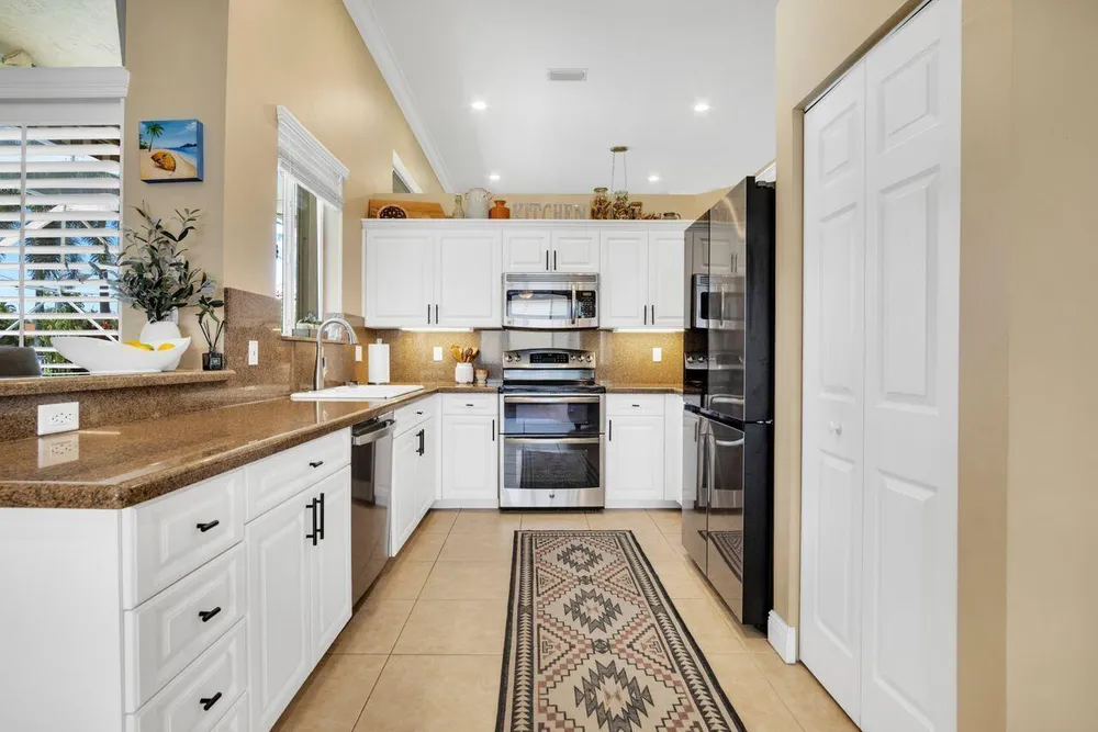 5031 Mallards Ct, Coconut Creek, FL 33073