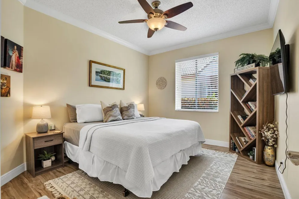 5031 Mallards Ct, Coconut Creek, FL 33073