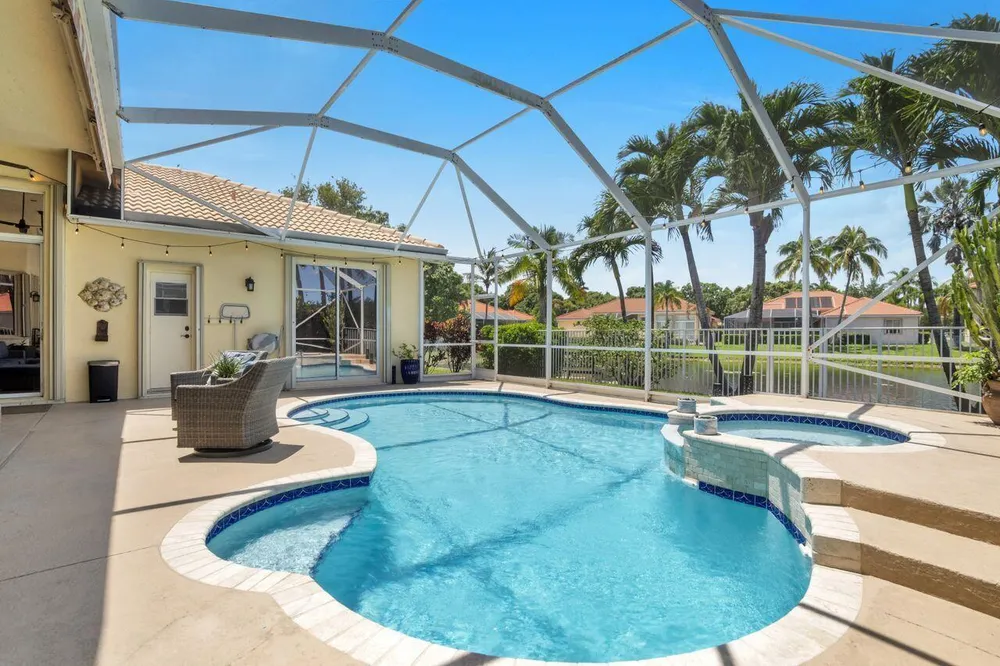 5031 Mallards Ct, Coconut Creek, FL 33073