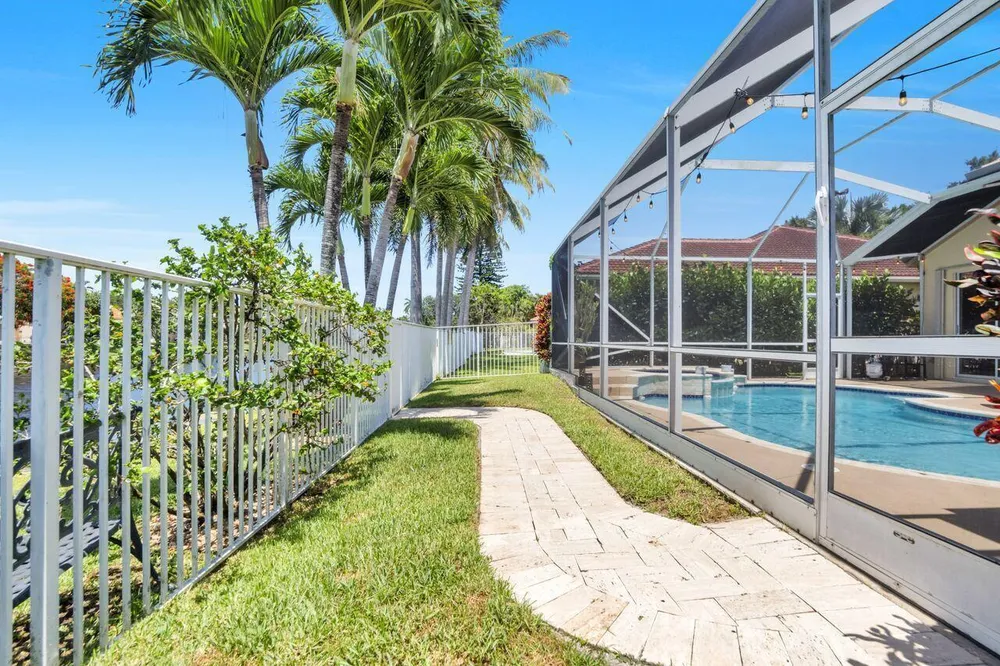 5031 Mallards Ct, Coconut Creek, FL 33073