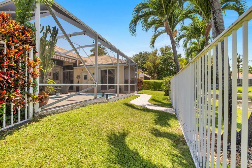 5031 Mallards Ct, Coconut Creek, FL 33073