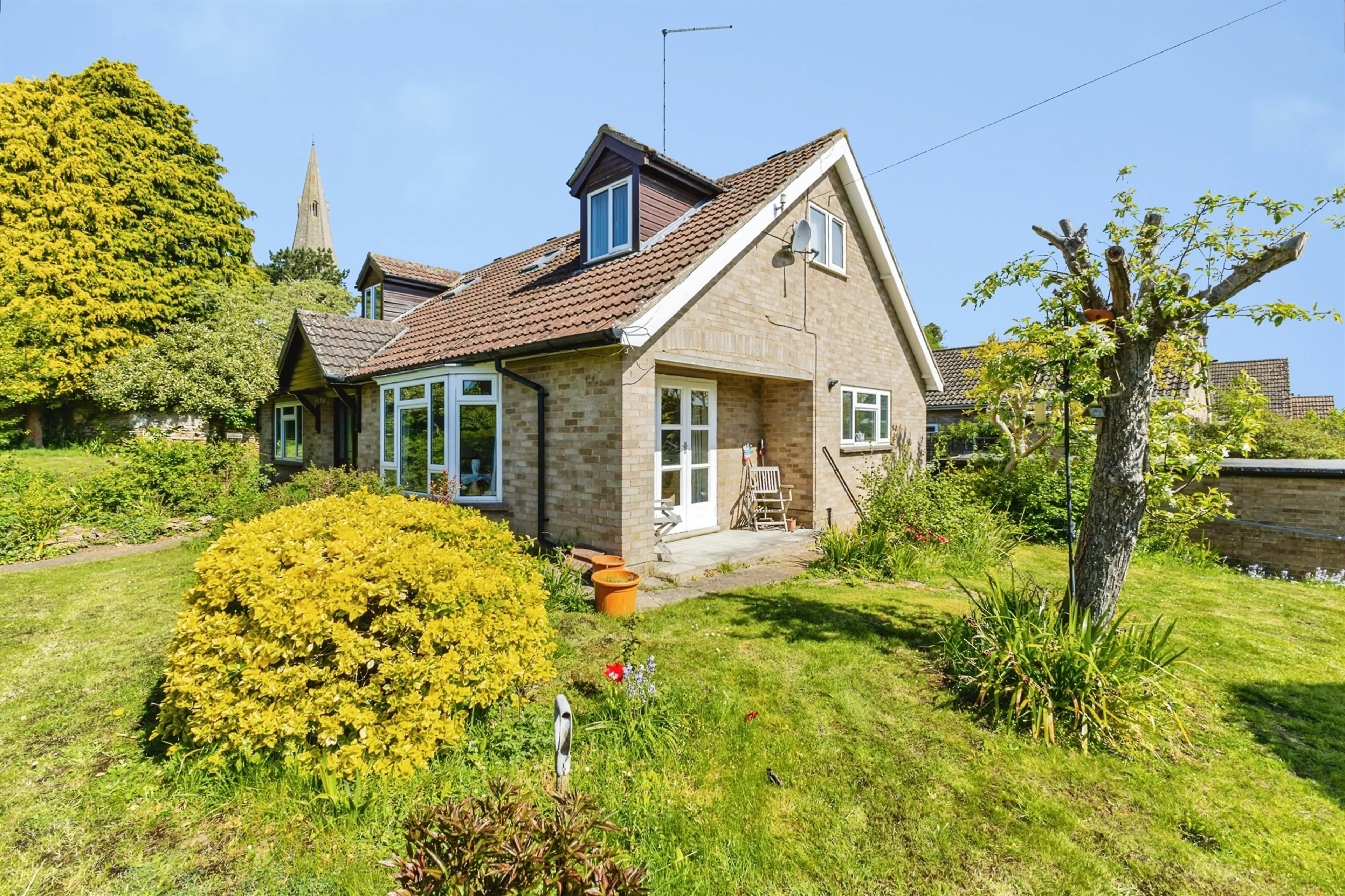 Property photo 0