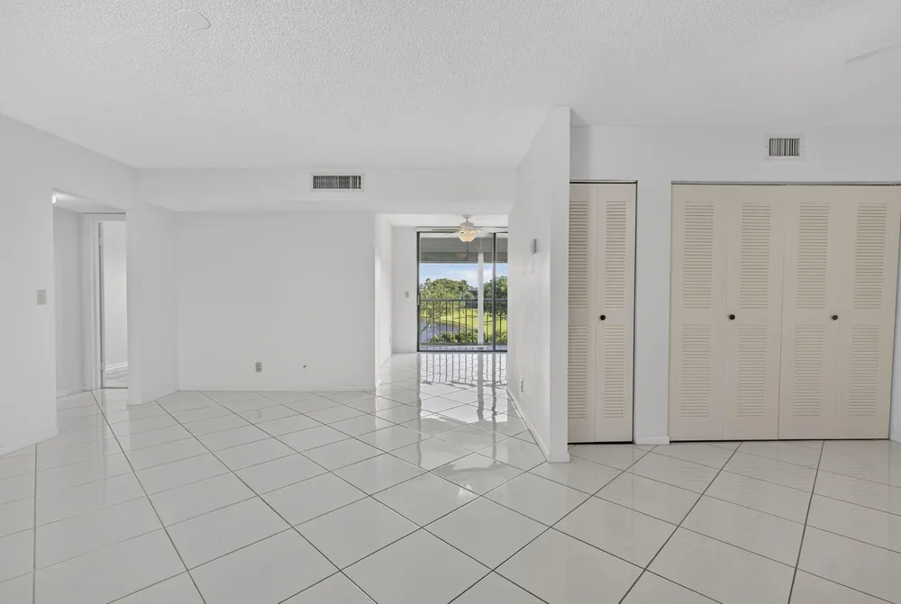 5340 Las Verdes Circle, Delray Beach, FL 33484