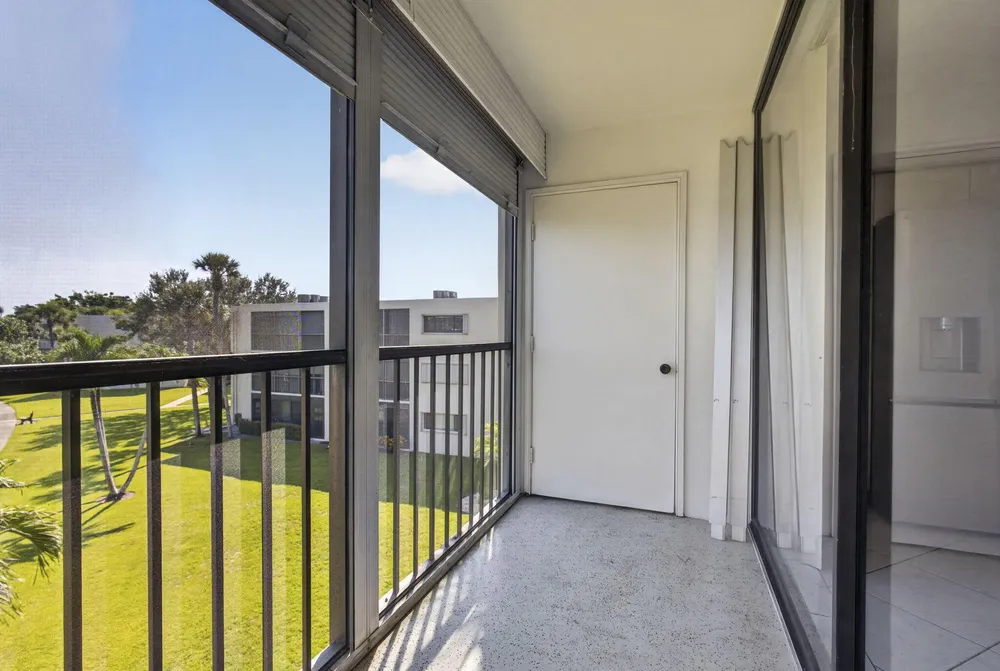 5340 Las Verdes Circle, Delray Beach, FL 33484