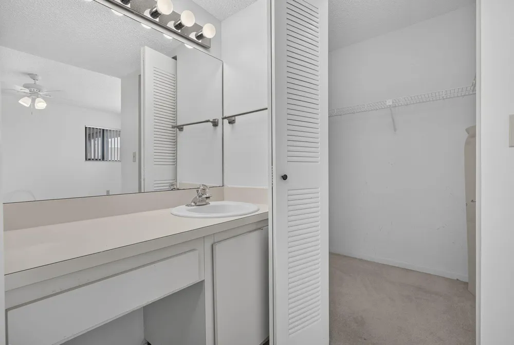 5340 Las Verdes Circle, Delray Beach, FL 33484