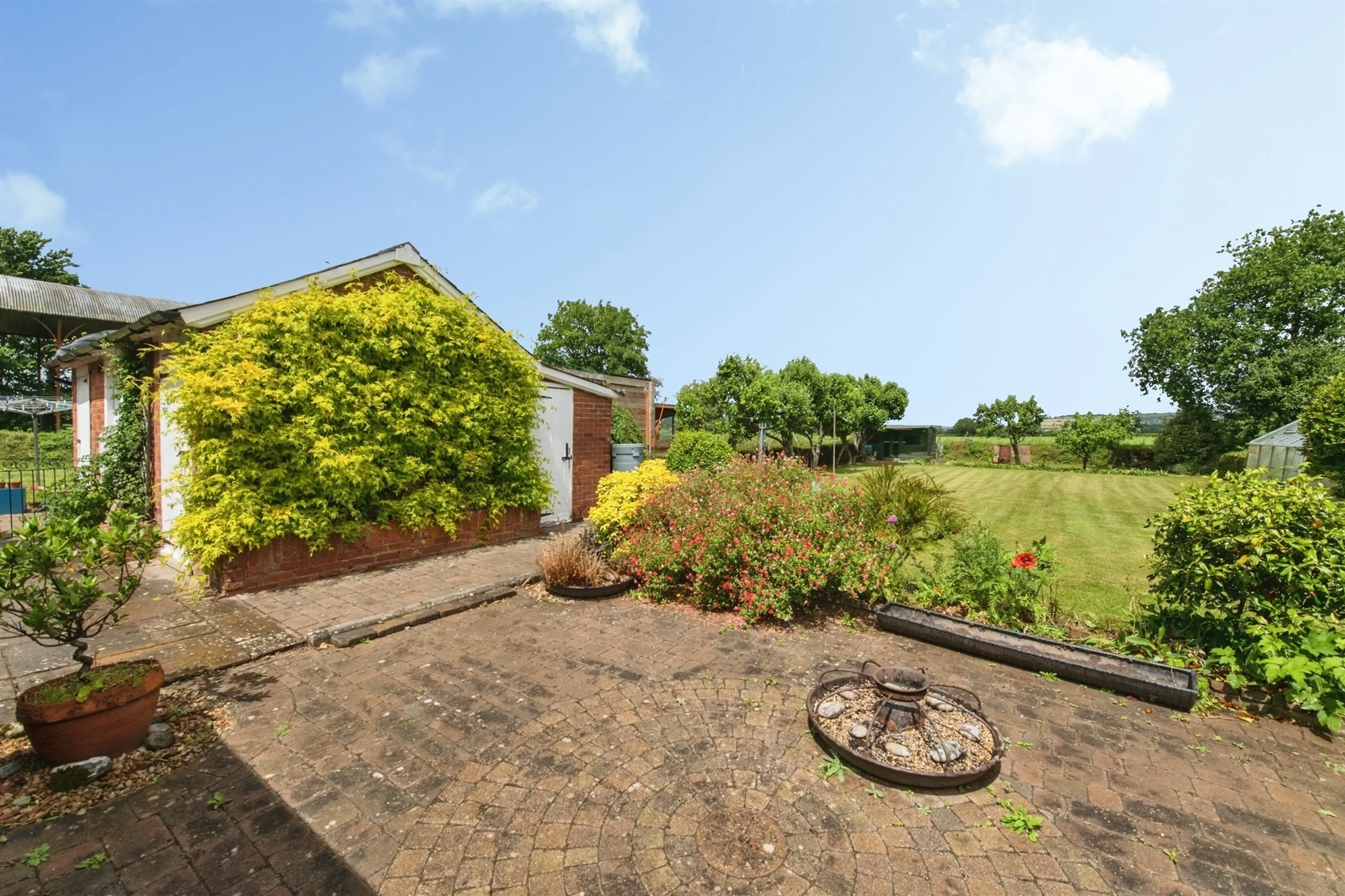 Property photo 17