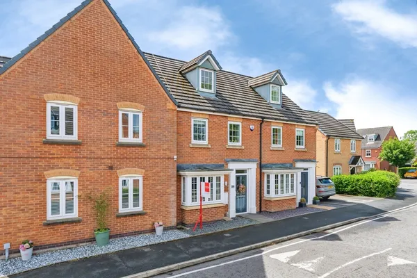 Peartree Crescent, Newton-le-Willows,...