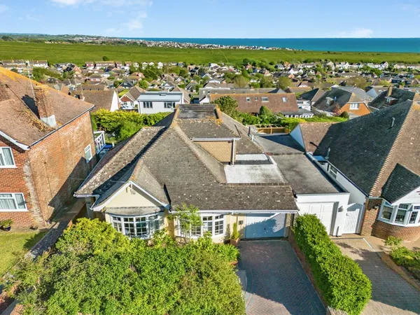 Rodmell Avenue, Saltdean, Brighton, E...