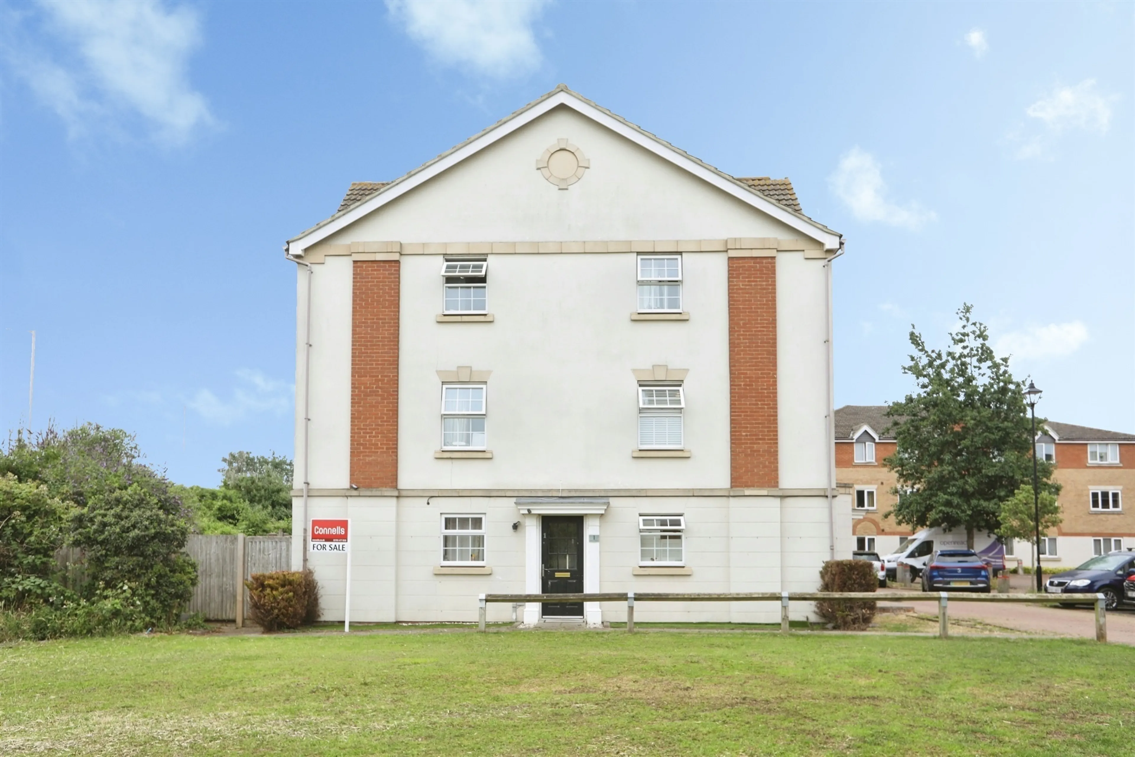 Property photo 0