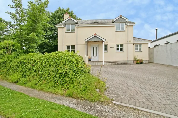 Scorrier, Redruth, Cornwall, TR16