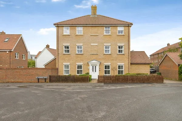 Greenland Avenue, Wymondham, Norfolk,...