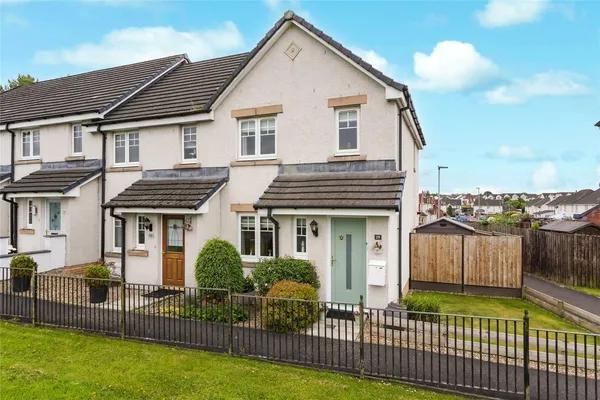 Knockmilly Place, Moodiesburn, Glasgo...